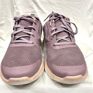 Women’s Vionic lightweight sneakers size 10